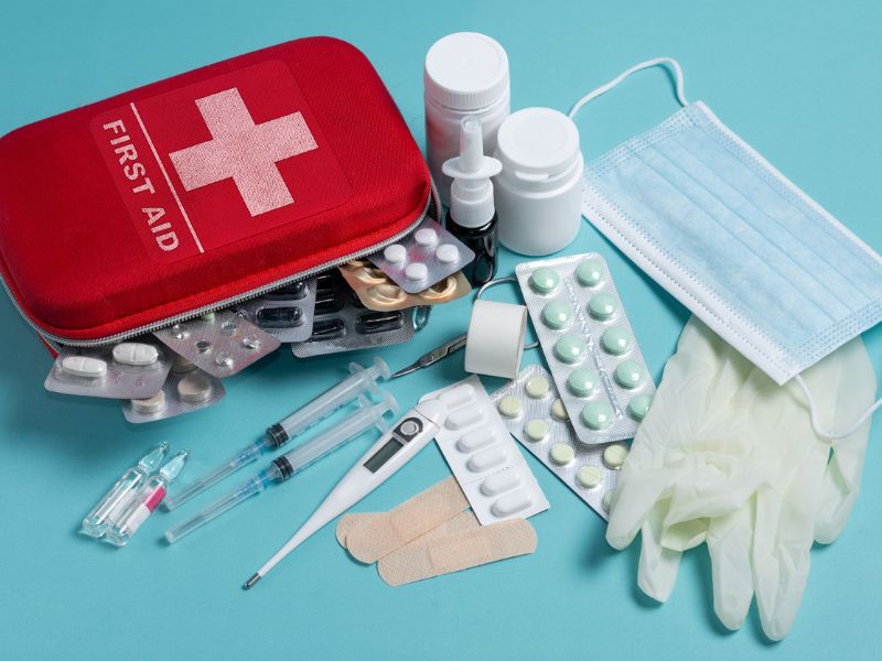 nyári elsősegély csomag